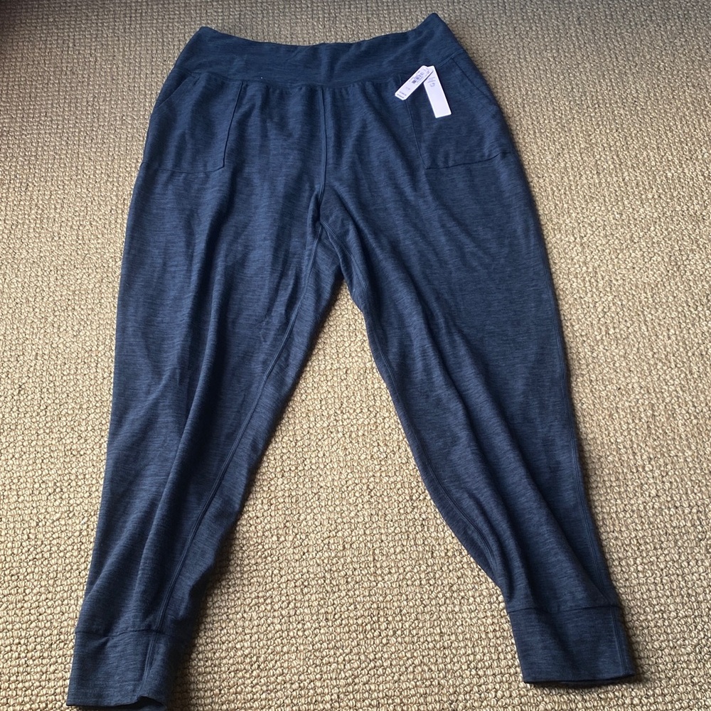 Victoria's Secret Charcoal Women's joggers NWT
